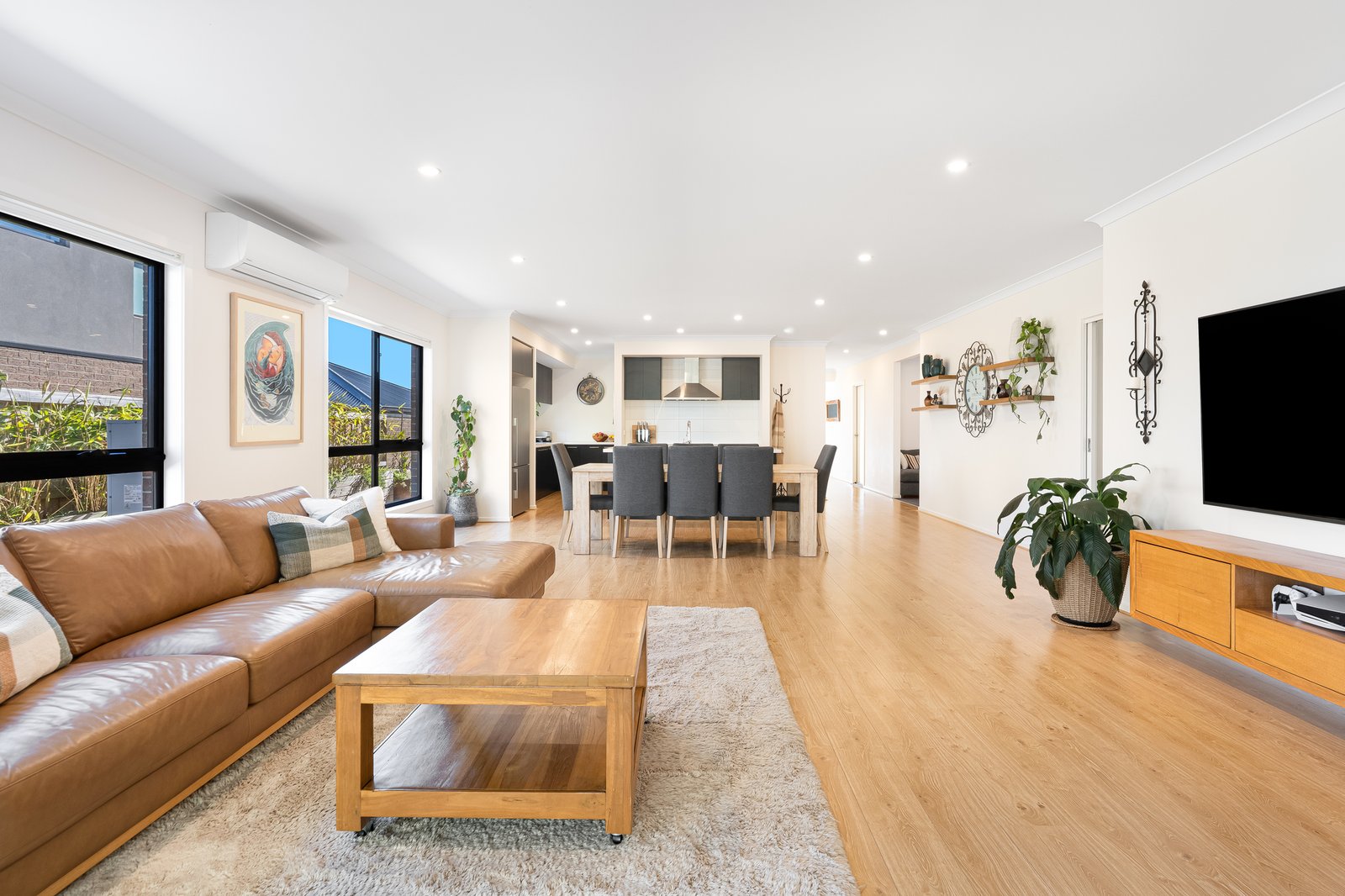 Gallery: 33 Drewan Drive