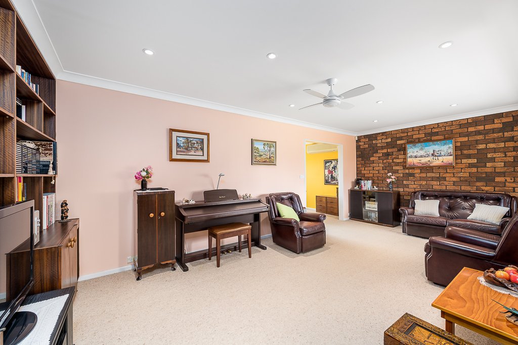 33 Duke Street EAST HILLS 2