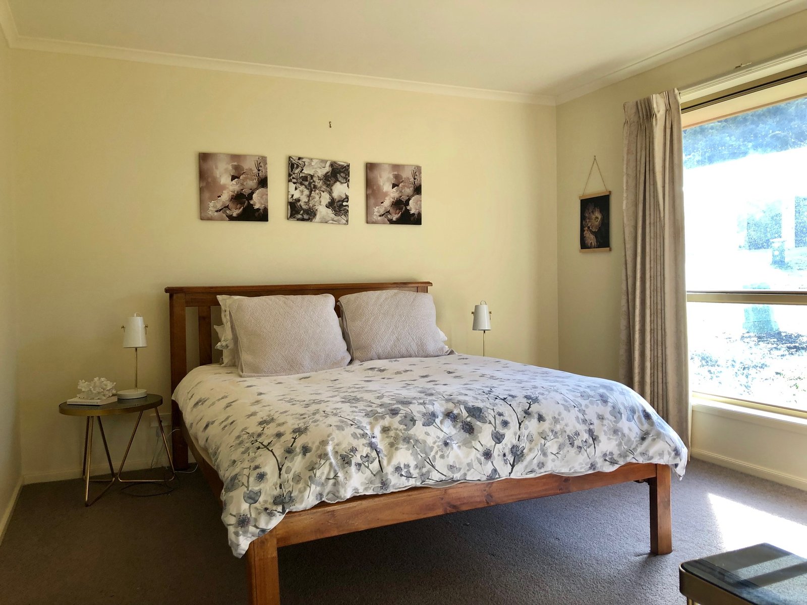 33 Dumbrell Circuit GLENROY 3