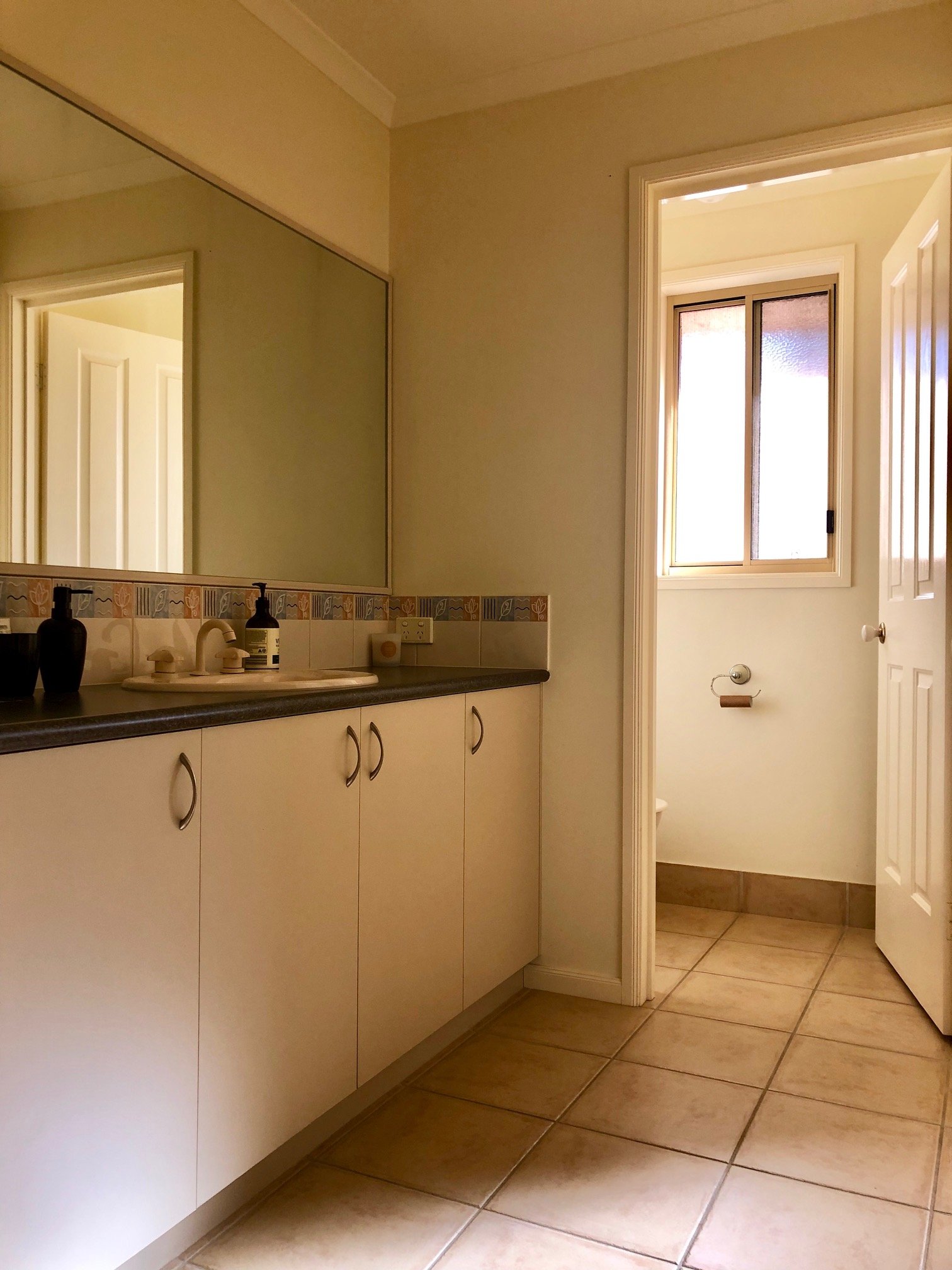 33 Dumbrell Circuit GLENROY 4