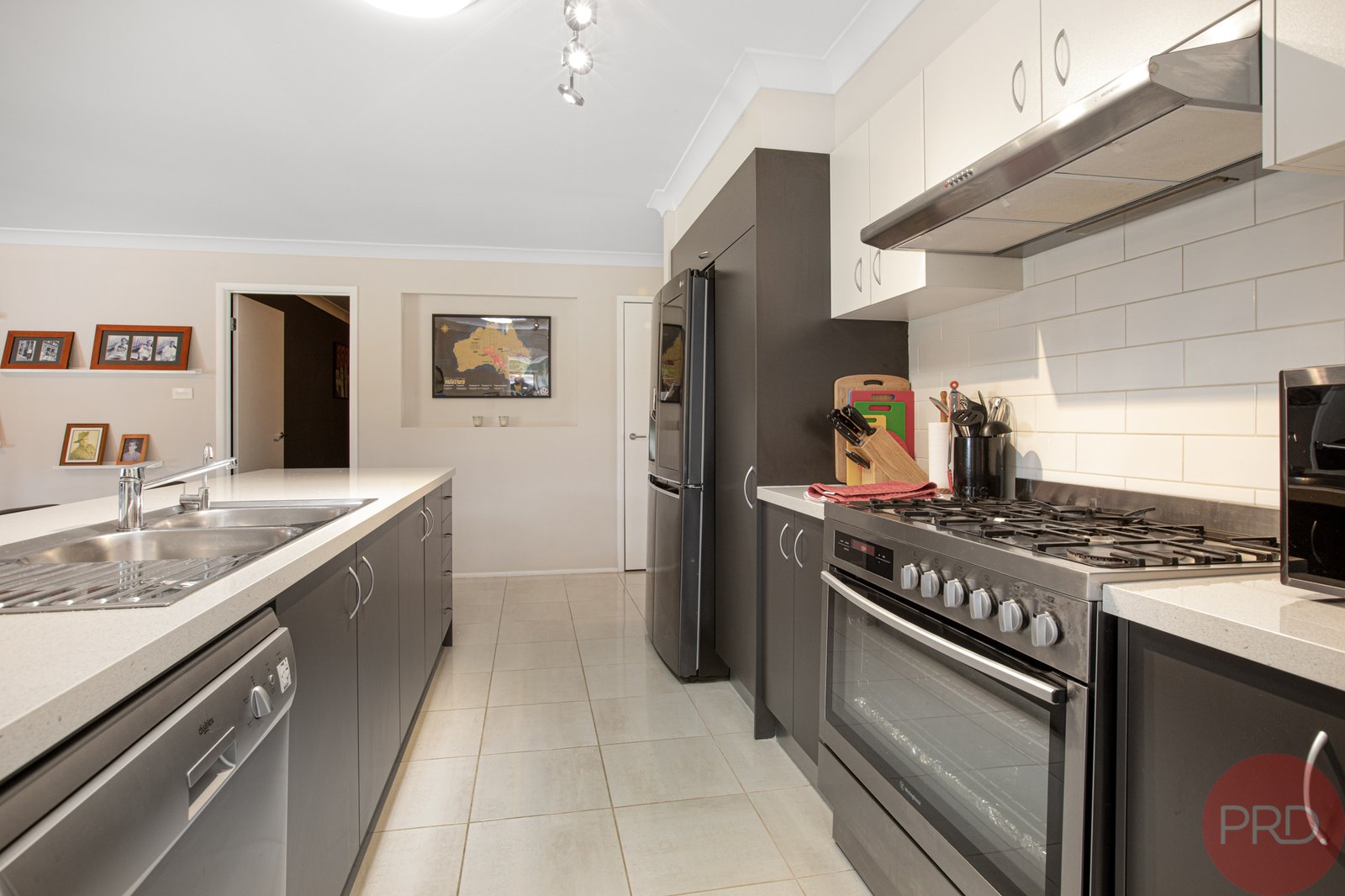 33 Dunnart Street ABERGLASSLYN 6