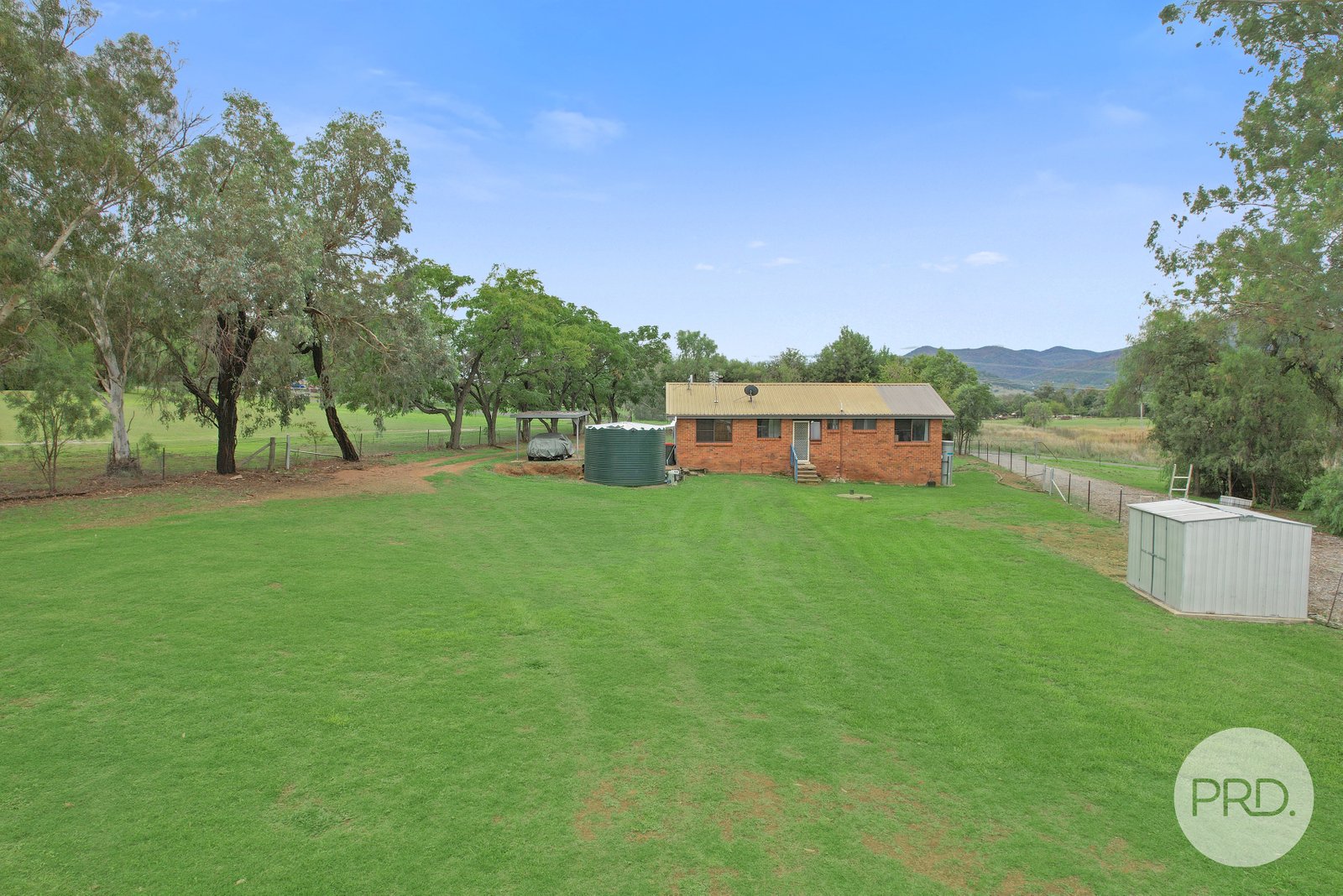33 Dunoon Road TAMWORTH 6