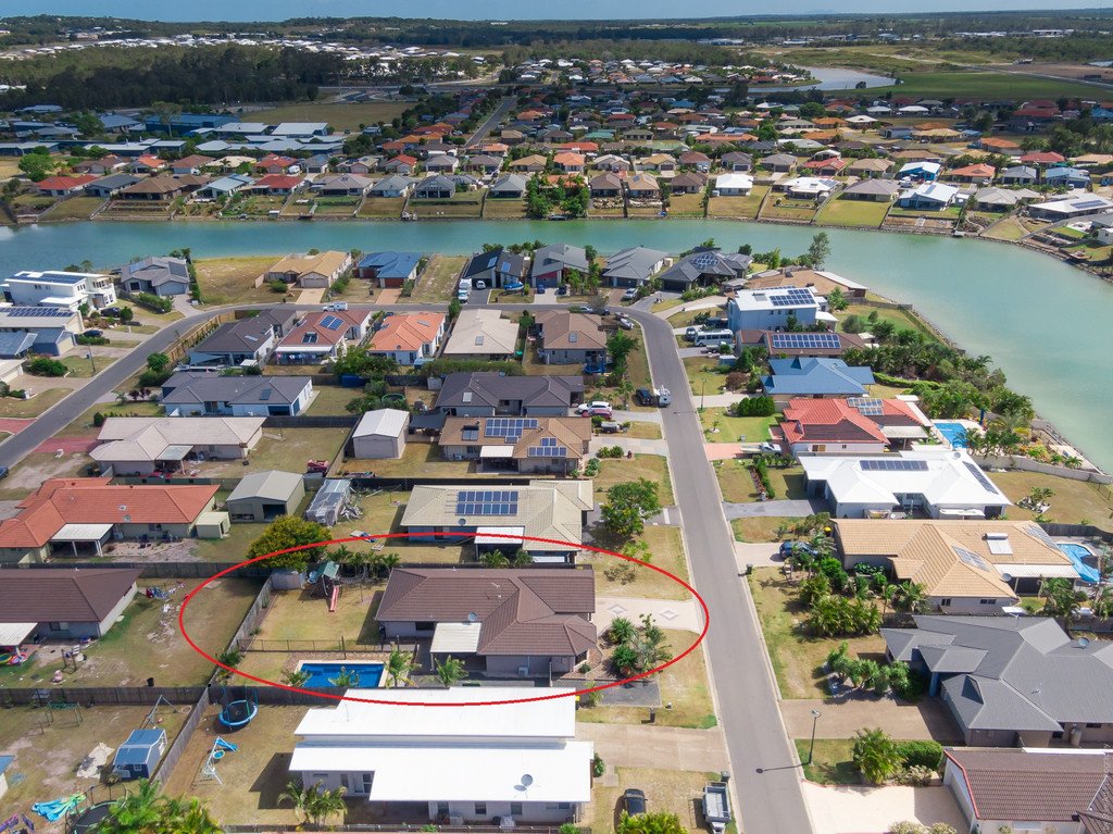 33 Earl St Vincent Circuit ELI WATERS 1