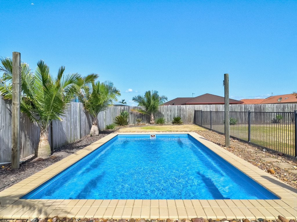 33 Earl St Vincent Circuit ELI WATERS 6