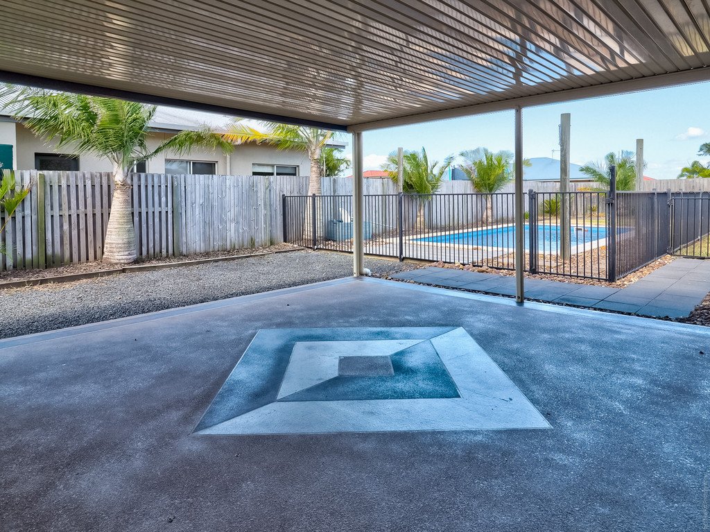 33 Earl St Vincent Circuit ELI WATERS 12