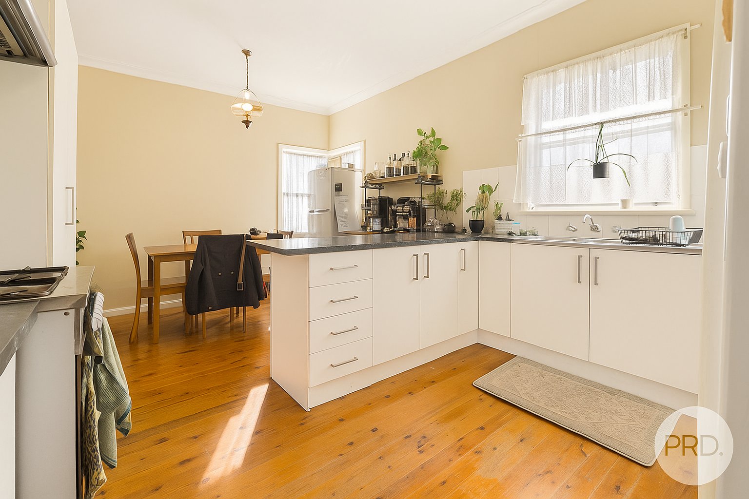 33 Edinburgh Street TAMWORTH 8