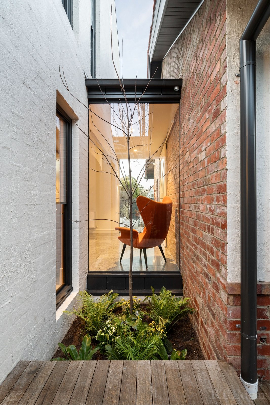 Real Estate and Property in 33 Ellis Road, Glen Iris, VIC