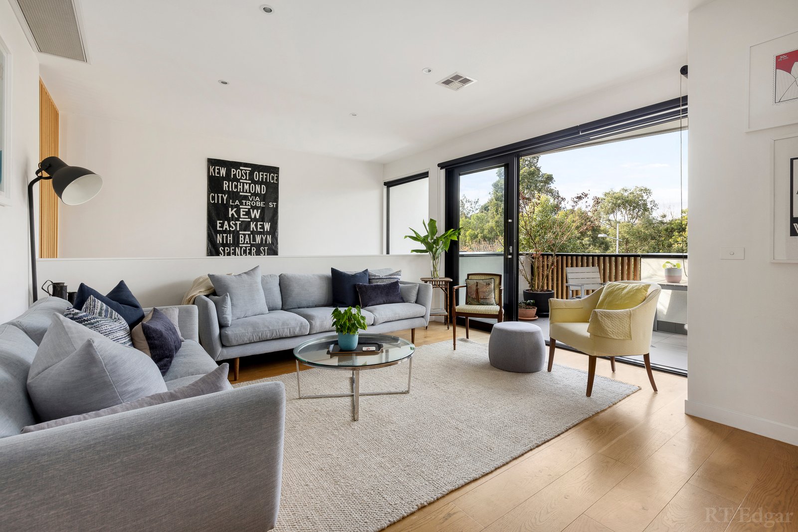 Real Estate and Property in 33 Ellsworth Crescent, Camberwell, VIC