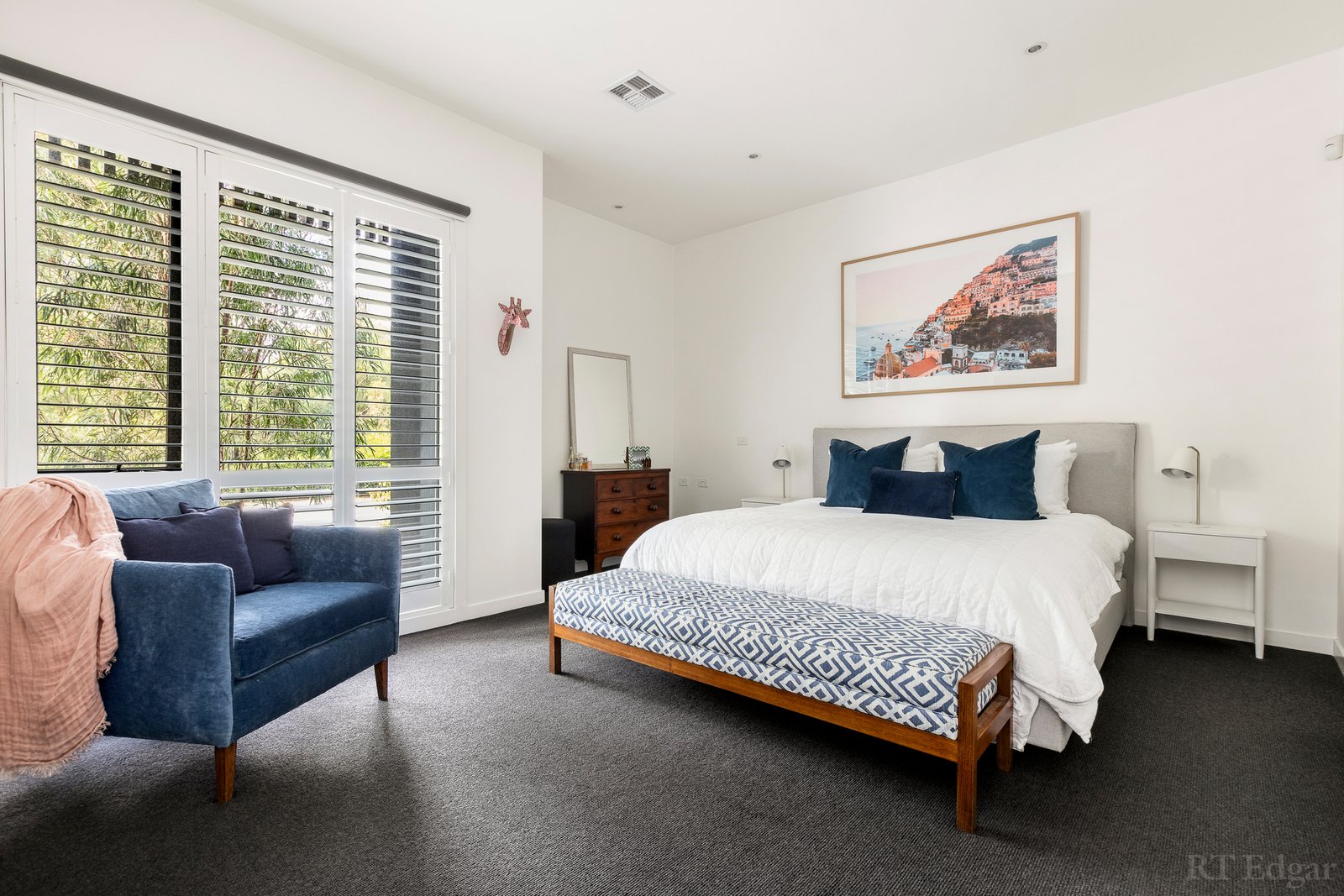 Real Estate and Property in 33 Ellsworth Crescent, Camberwell, VIC