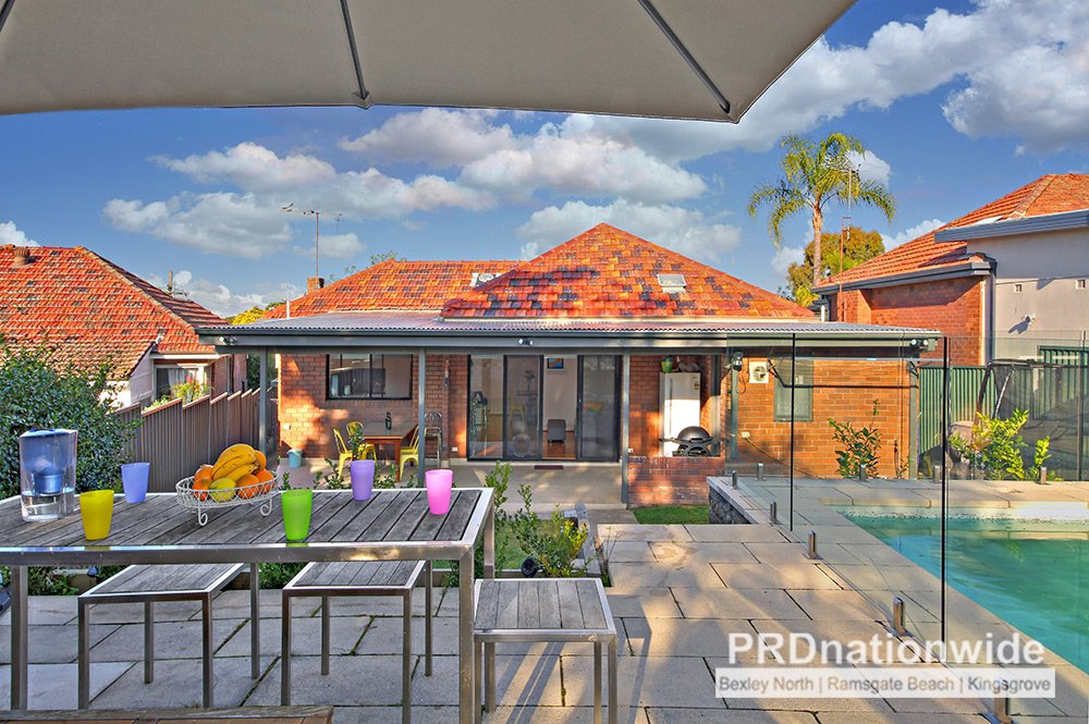 33 Elouera Street North BEVERLY HILLS 6