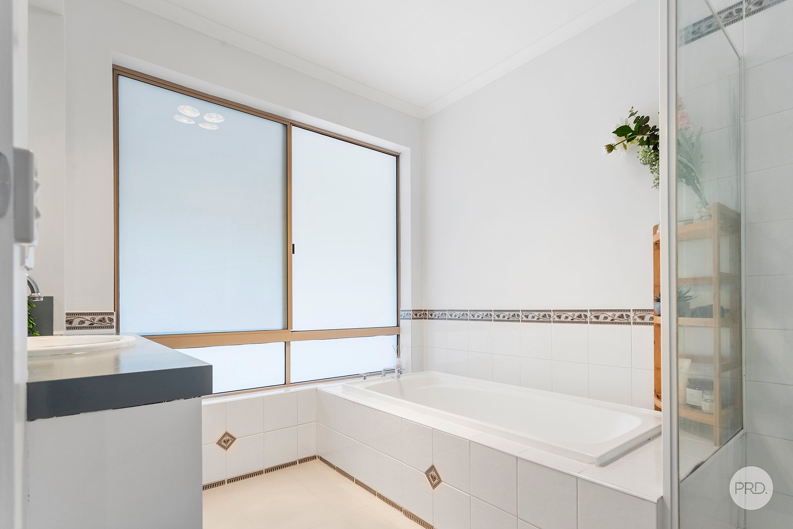 33 Emmaline Drive MAIDEN GULLY 9