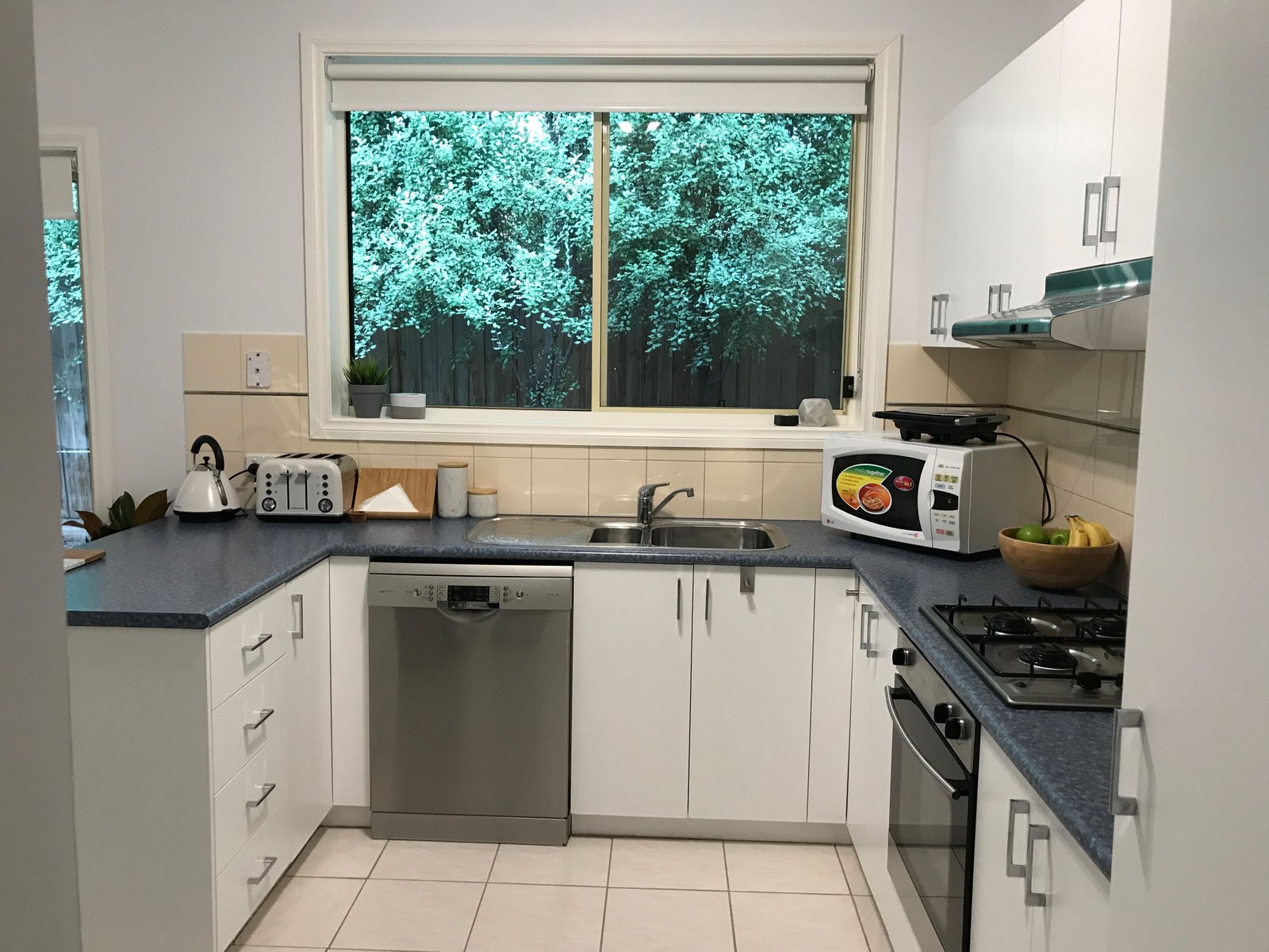 Gallery: 3/3 Farm Road