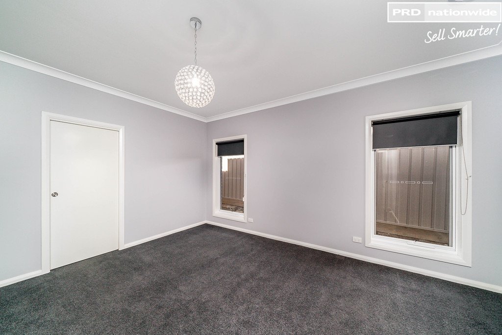 33 Flack Crescent BOOROOMA 3