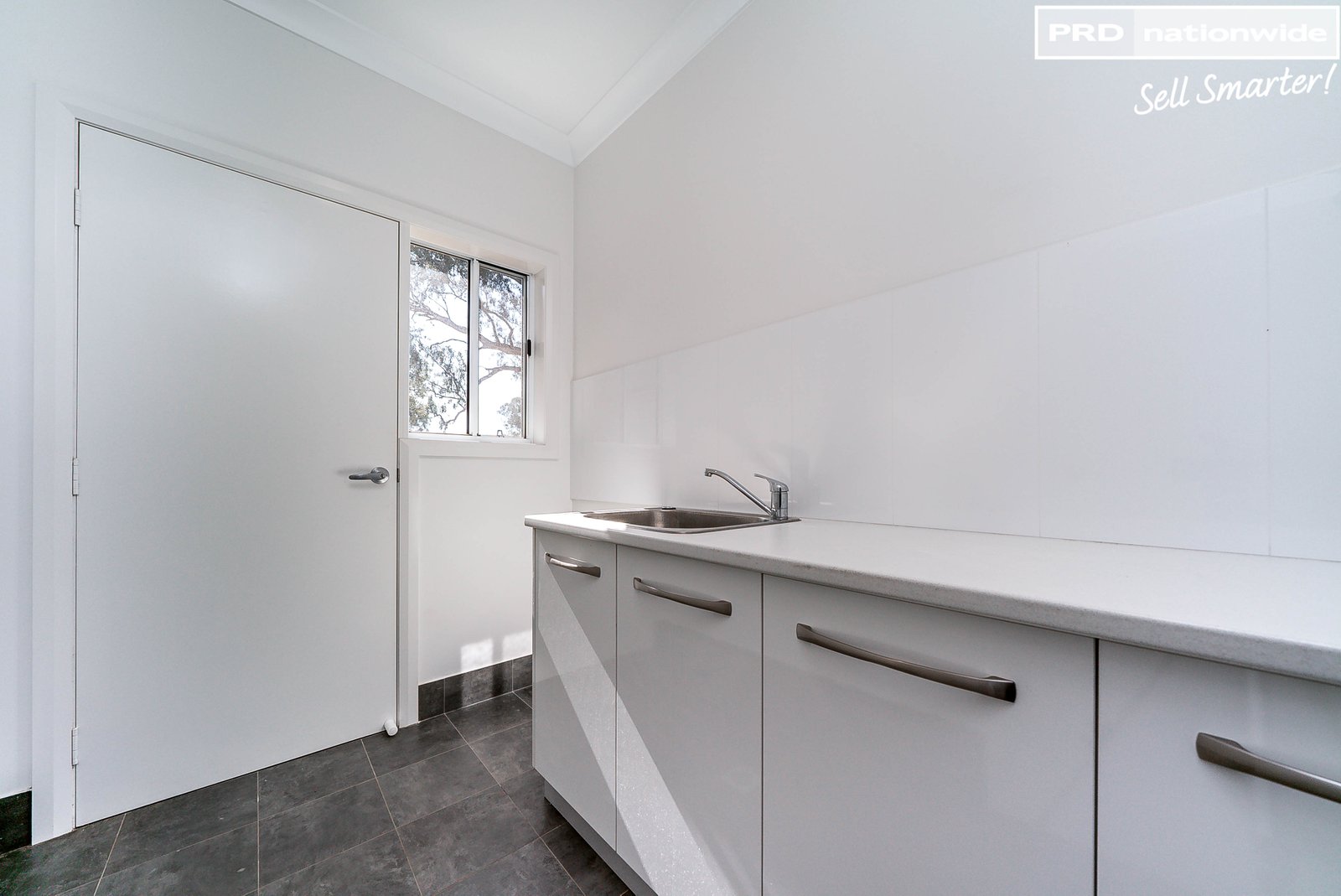 33 Flack Crescent BOOROOMA 9