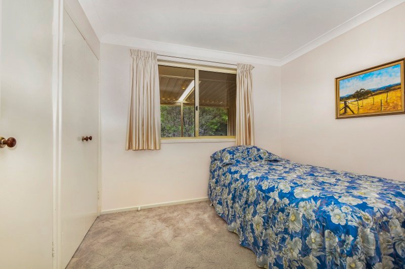 33 Flinders Drive LAURIETON 6