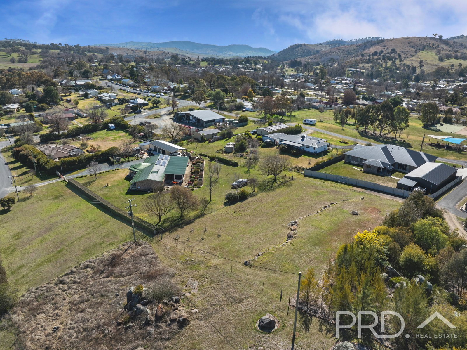 33 Gilmore Street ADELONG 8