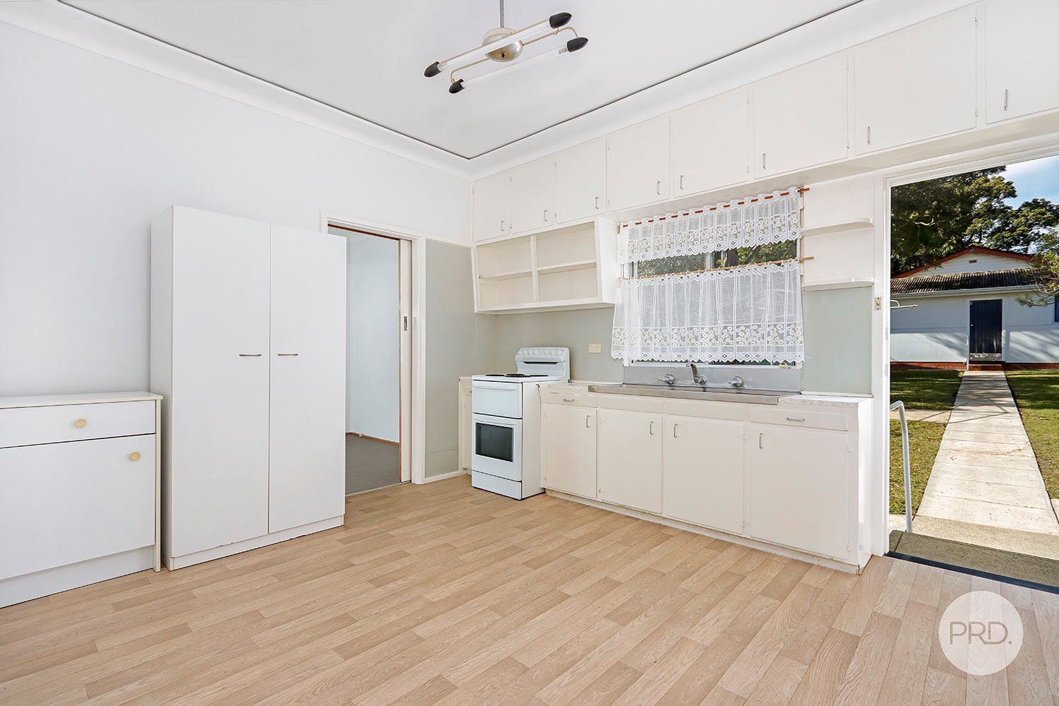 33 Glen Road OATLEY 2