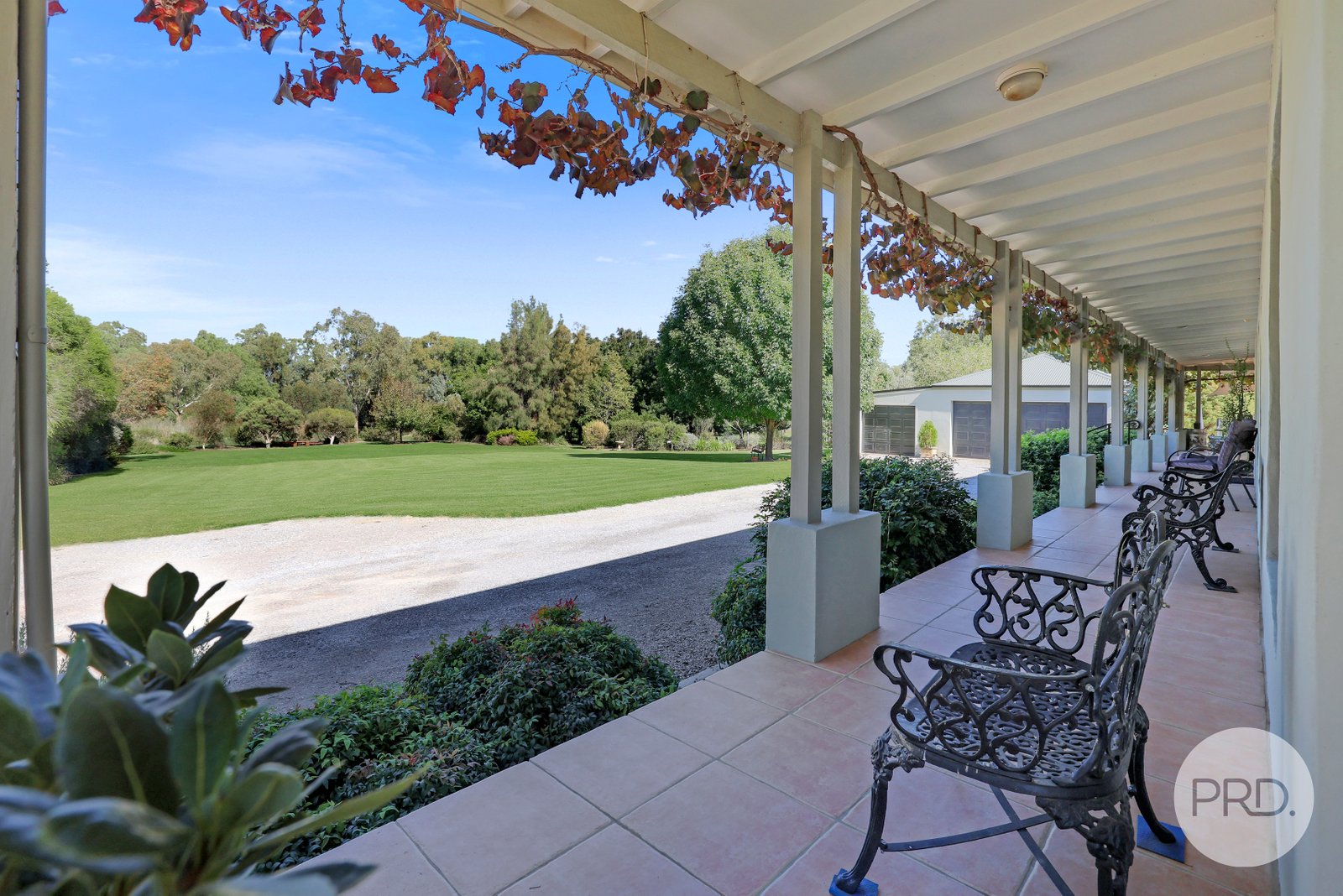 33 Glengarvin Drive TAMWORTH 4