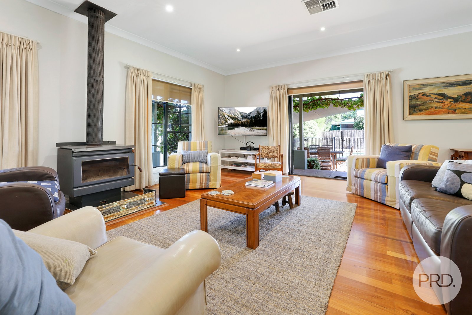 33 Glengarvin Drive TAMWORTH 12