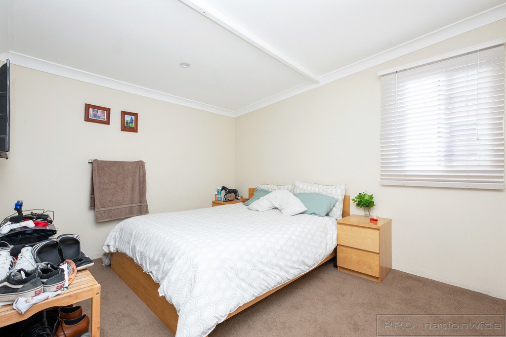 33 Glenroy Street THORNTON 12