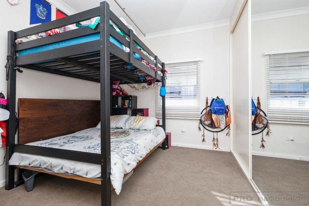 33 Glenroy Street THORNTON 13