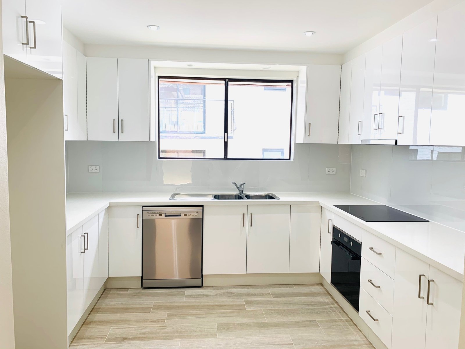 3/3 Gowrie Street RYDE 2