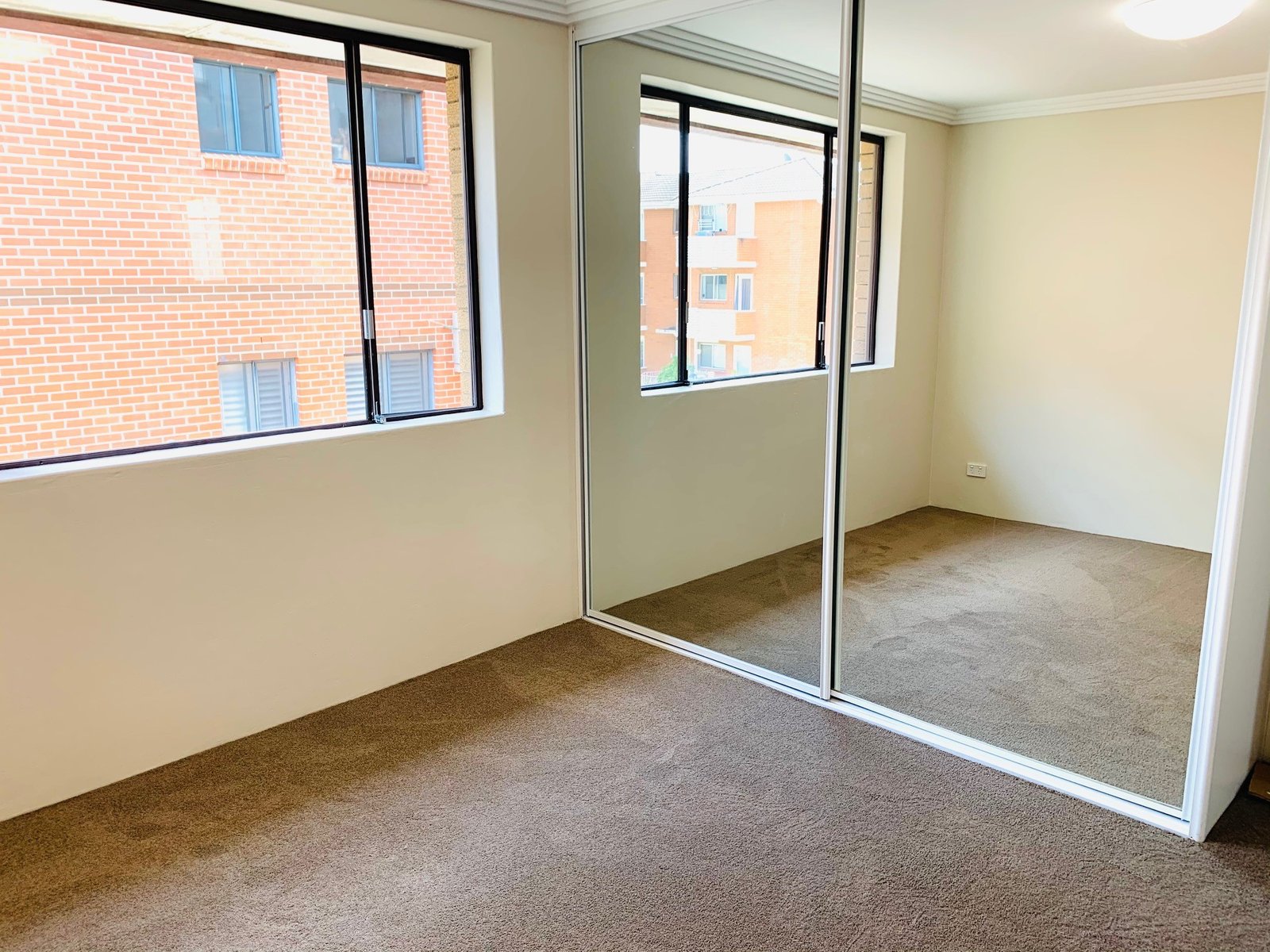 3/3 Gowrie Street RYDE 6