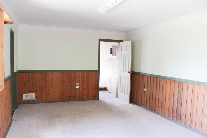 33 Graham Street LAKE ALBERT 5