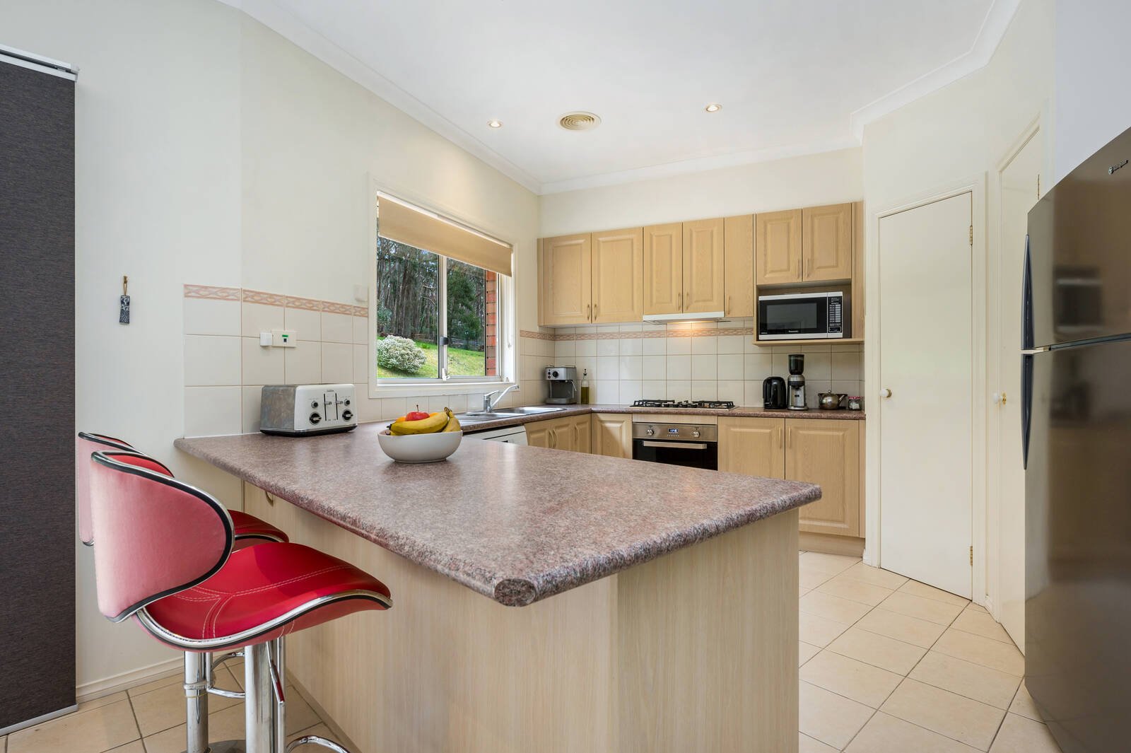 Real Estate and Property in 33 Greenwood Grove, Woodend, VIC