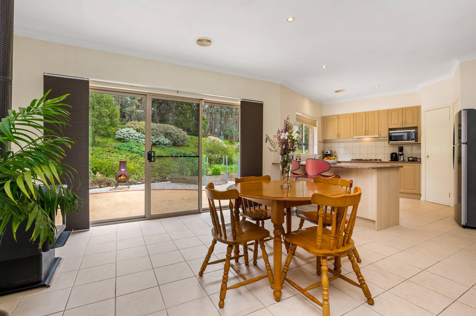 Real Estate and Property in 33 Greenwood Grove, Woodend, VIC