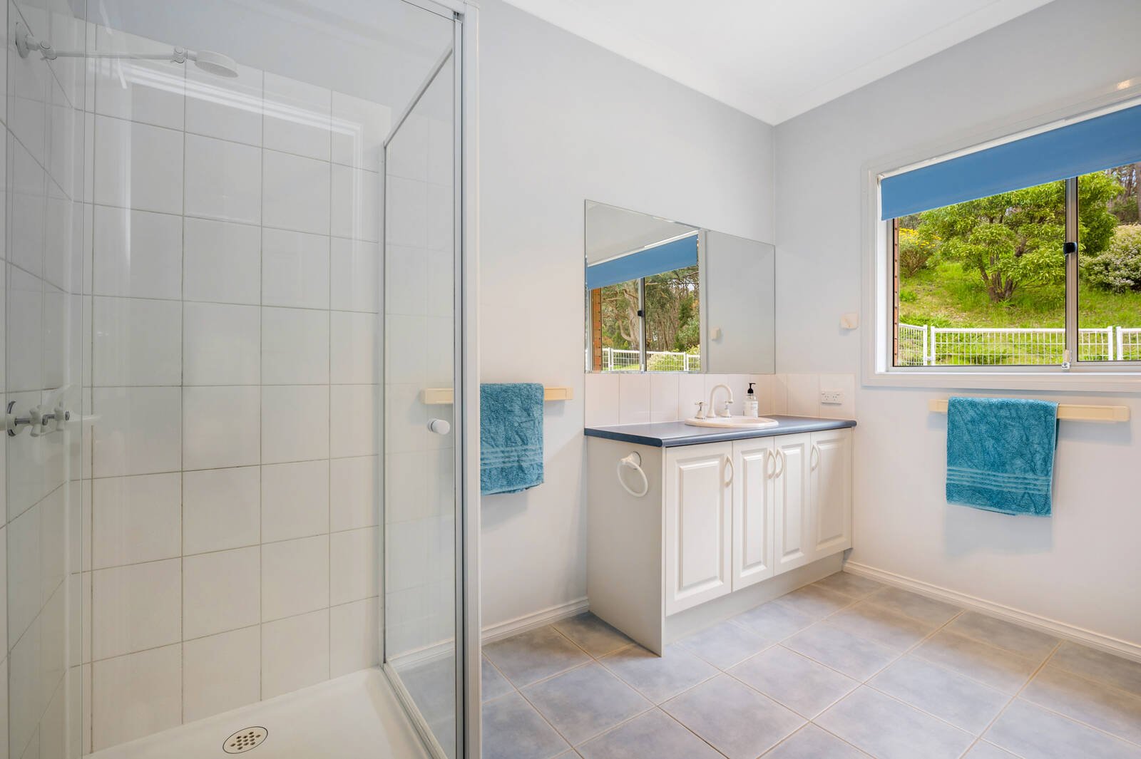 Real Estate and Property in 33 Greenwood Grove, Woodend, VIC