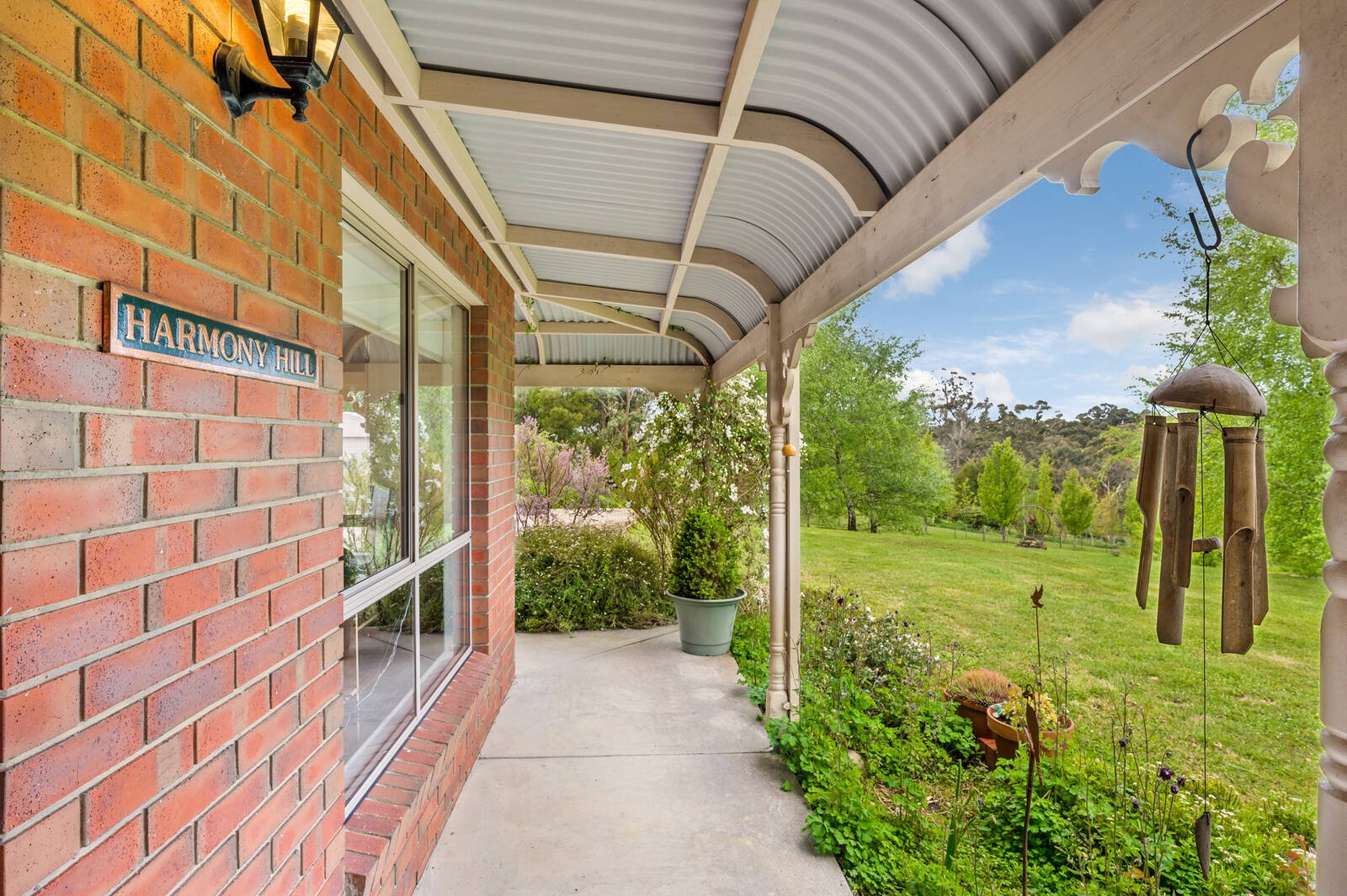 Real Estate and Property in 33 Greenwood Grove, Woodend, VIC