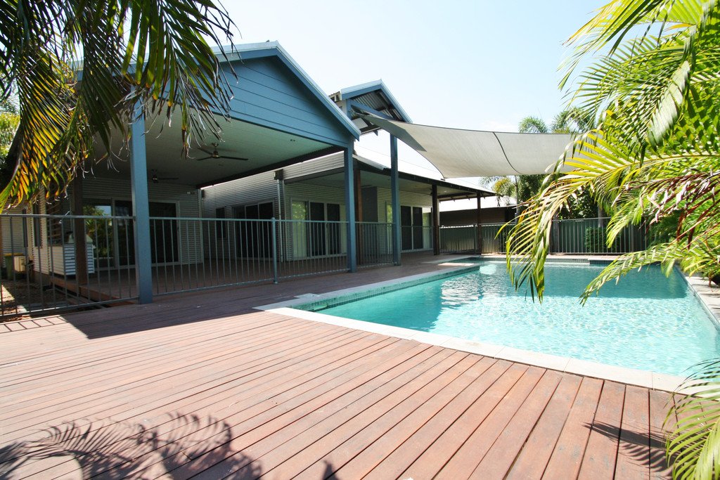 33 Gunian Blvde  CABLE BEACH 1