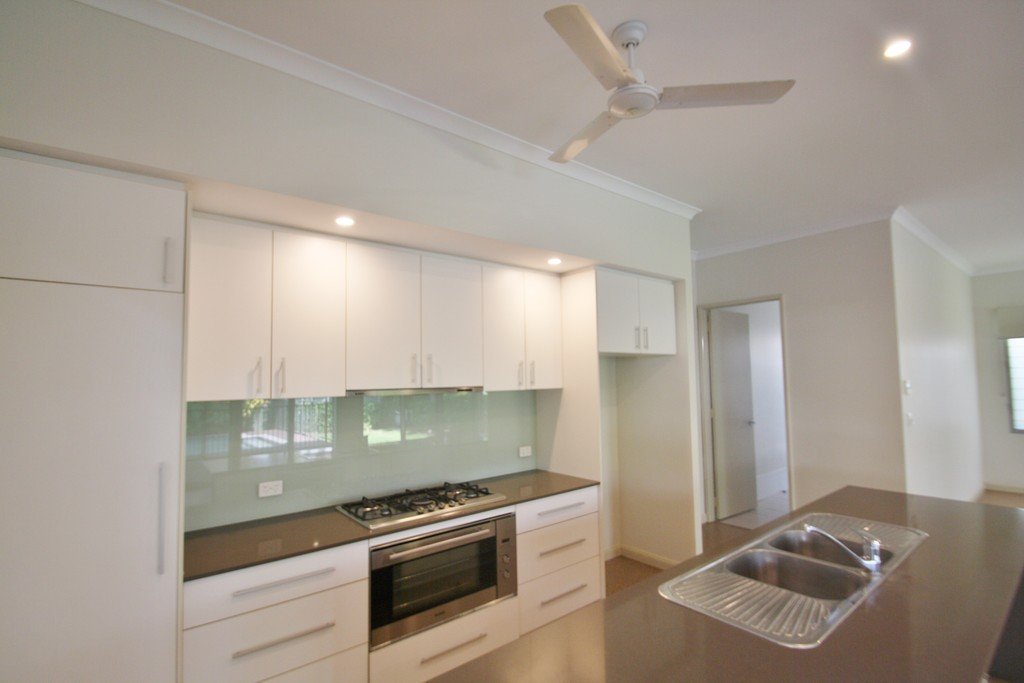 33 Gunian Blvde  CABLE BEACH 6