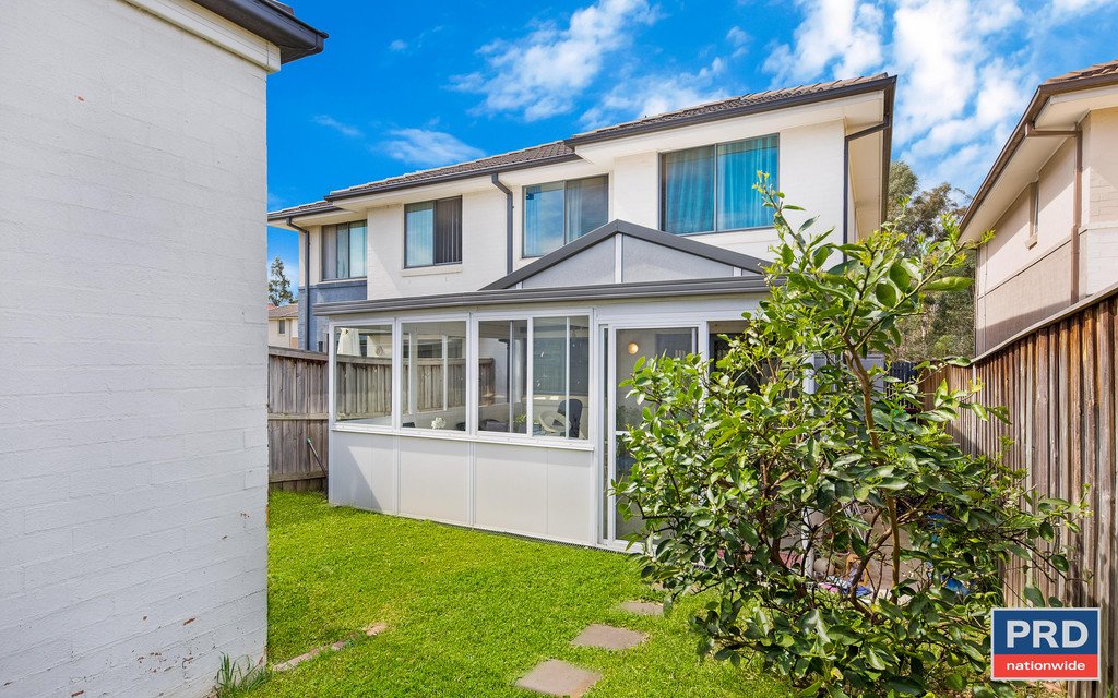 33 Hadlow Avenue GLENFIELD 9