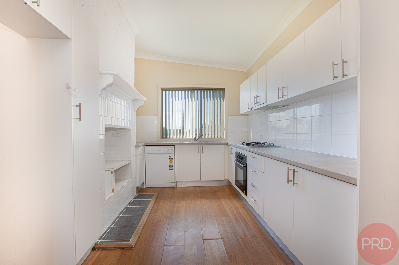 33 Hampden Street KURRI KURRI 8