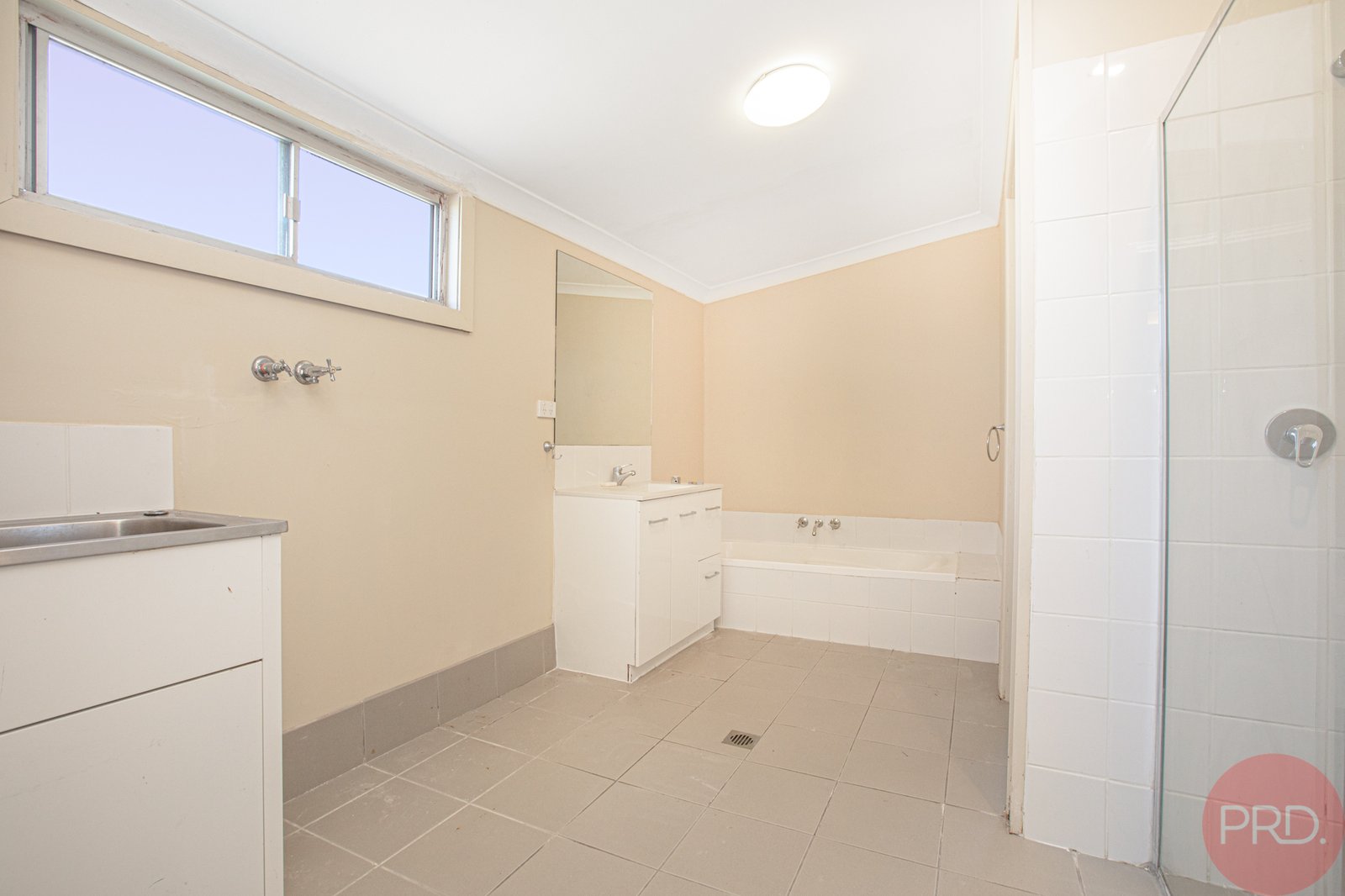 33 Hampden Street KURRI KURRI 12