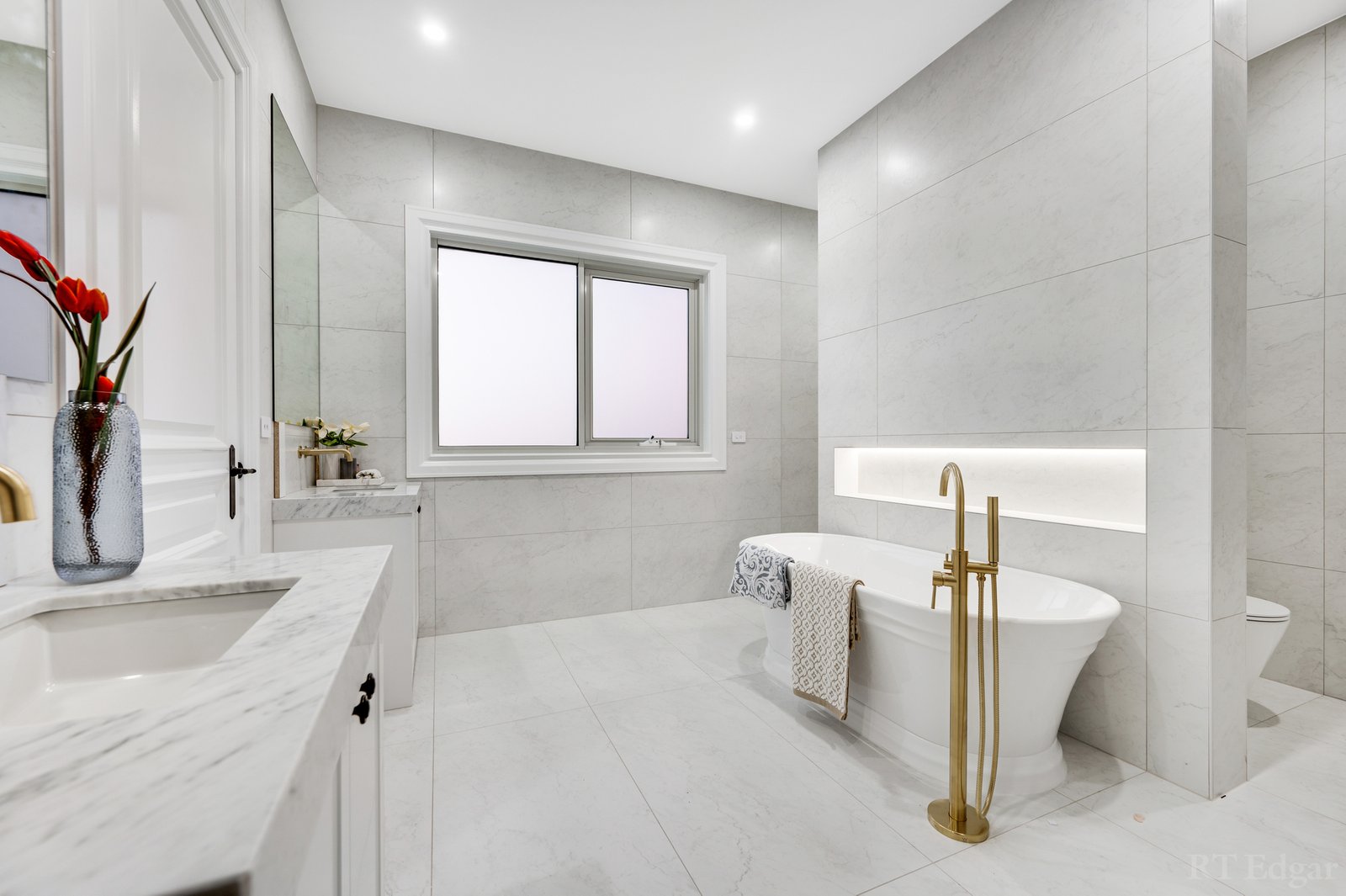 Real Estate and Property in 33 Harrington Avenue, Balwyn North, VIC