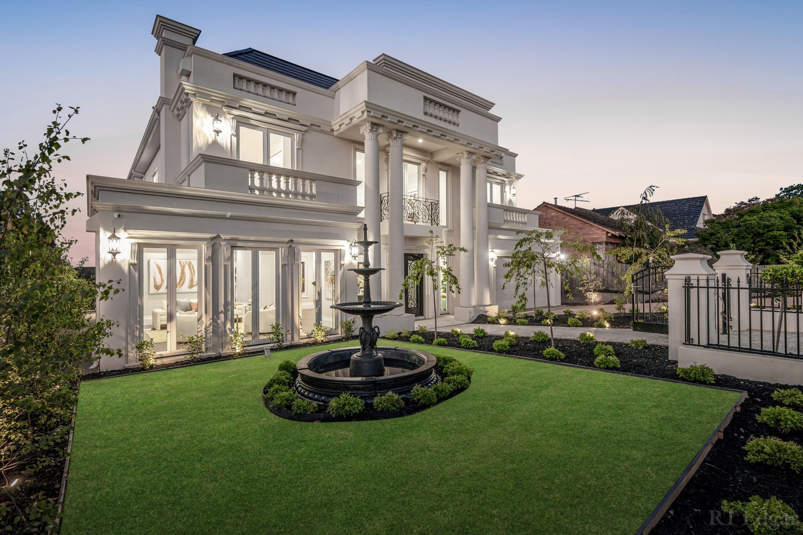 Real Estate and Property in 33 Harrington Avenue, Balwyn North, VIC