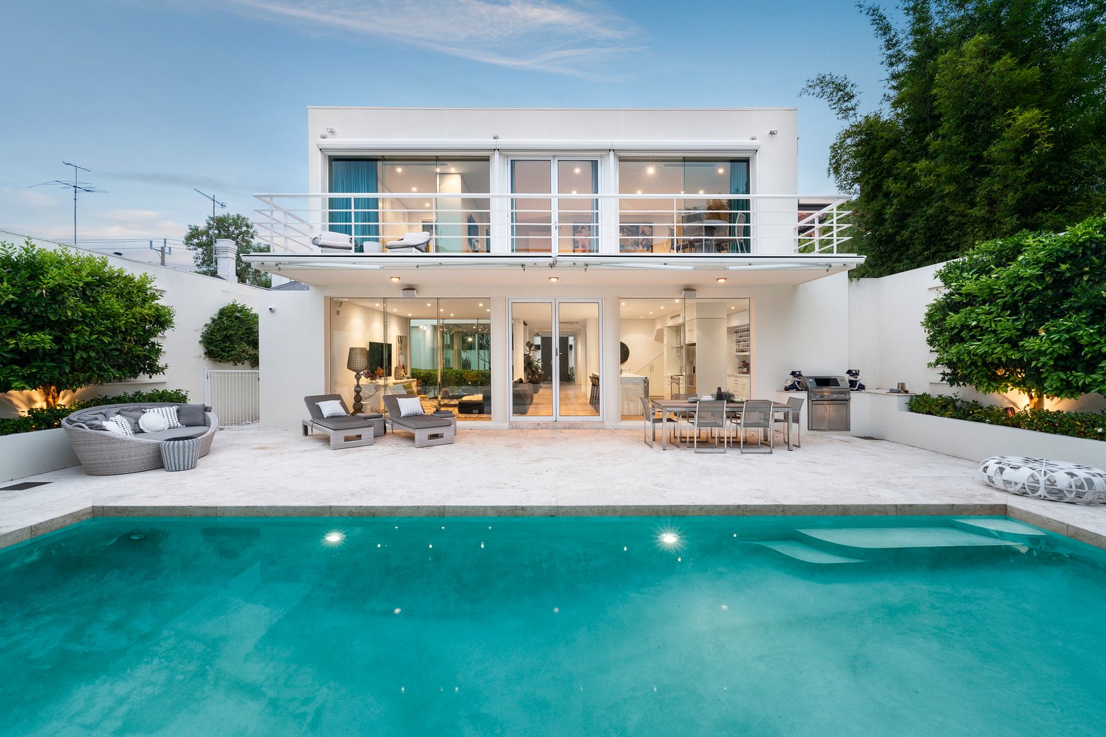 Real Estate and Property in 33 Hawksburn Road, South Yarra, VIC