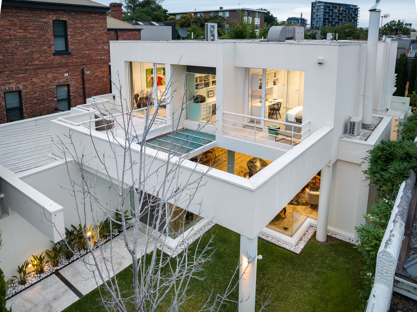 Real Estate and Property in 33 Hawksburn Road, South Yarra, VIC