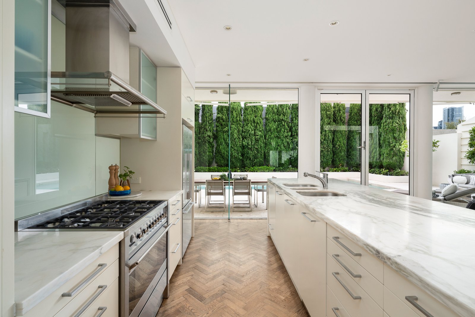 Real Estate and Property in 33 Hawksburn Road, South Yarra, VIC