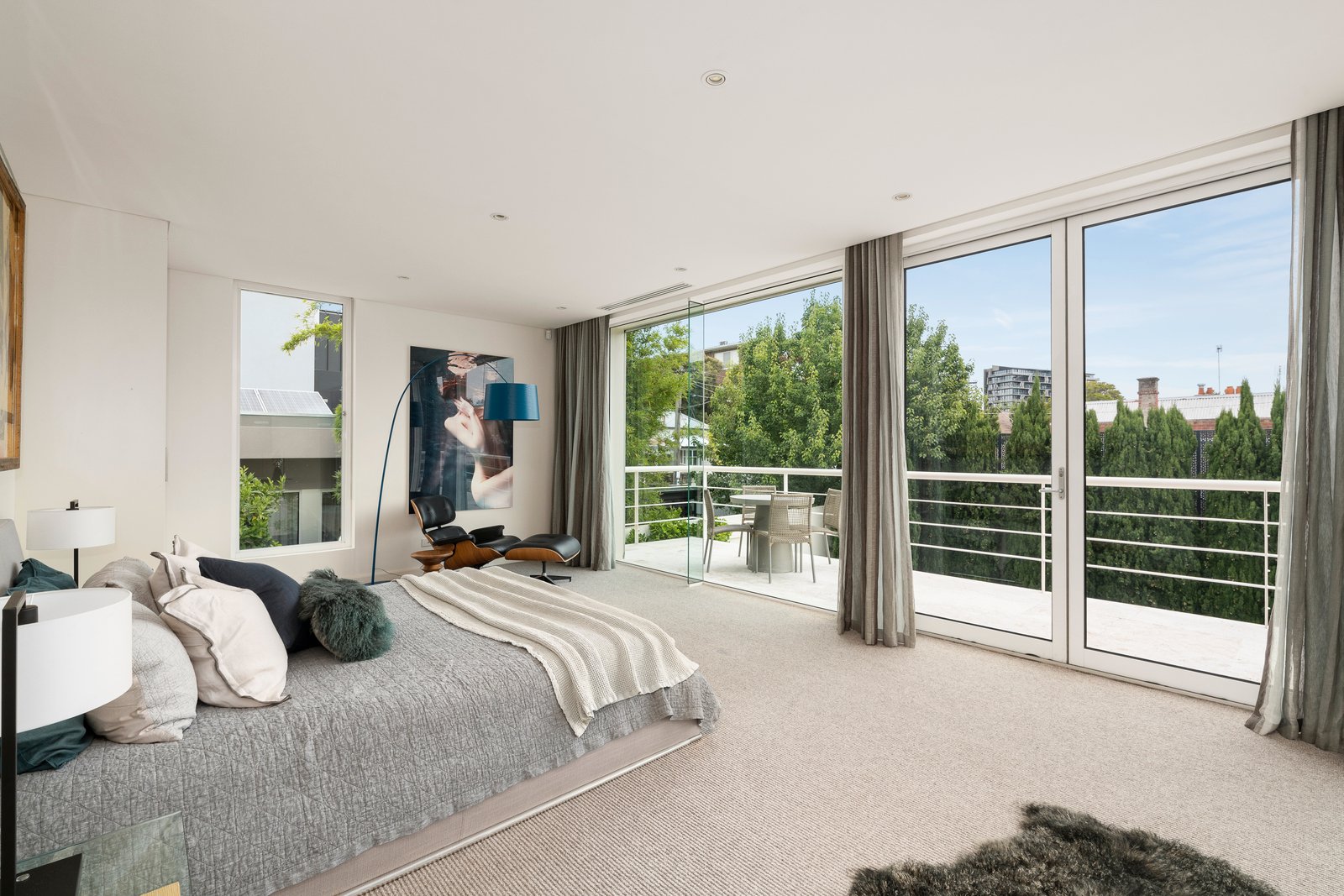 Real Estate and Property in 33 Hawksburn Road, South Yarra, VIC