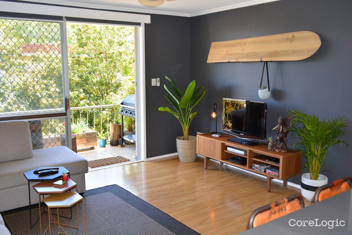 3/3 Hayle Street BURLEIGH HEADS 1