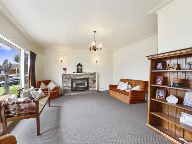 Gallery: 33 Helena Street
