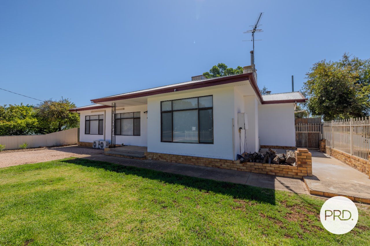 33 Helena Street WENTWORTH 3