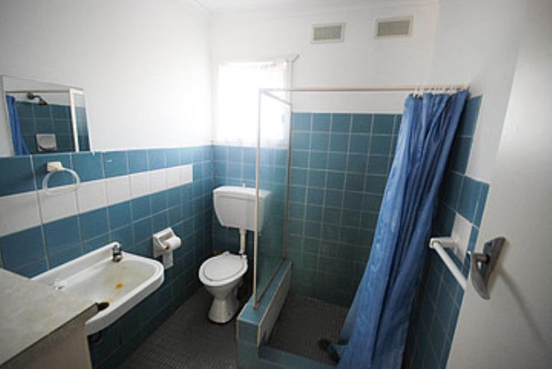 3/3 Higgins Avenue WAGGA WAGGA 2