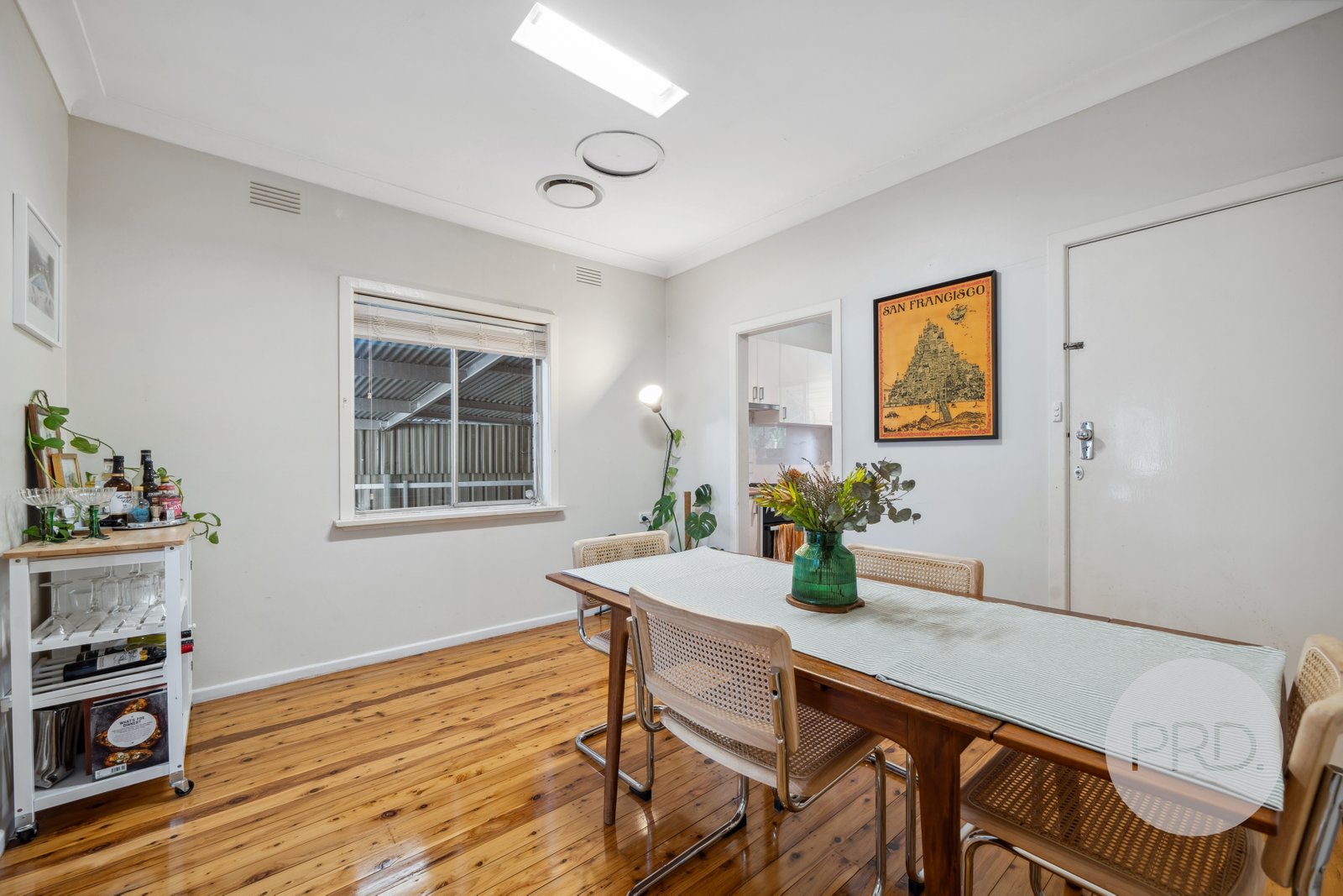 33 Higgins Avenue WAGGA WAGGA 7