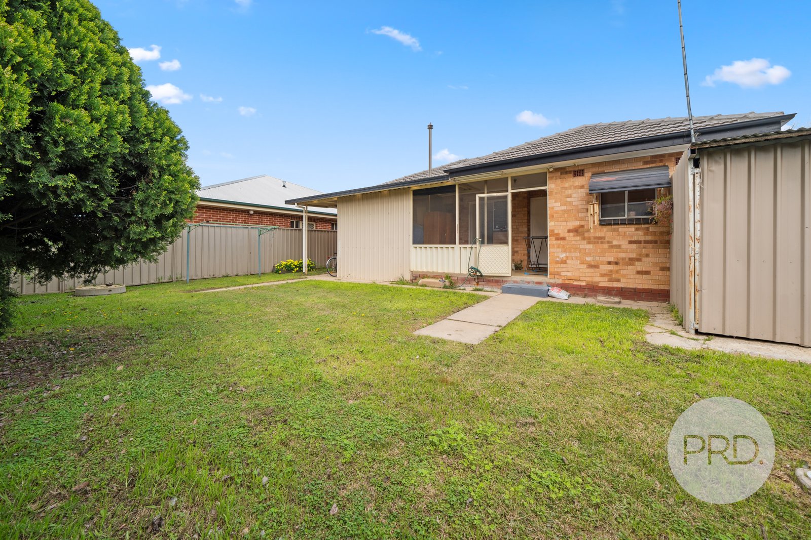 33 Higgins Avenue WAGGA WAGGA 13