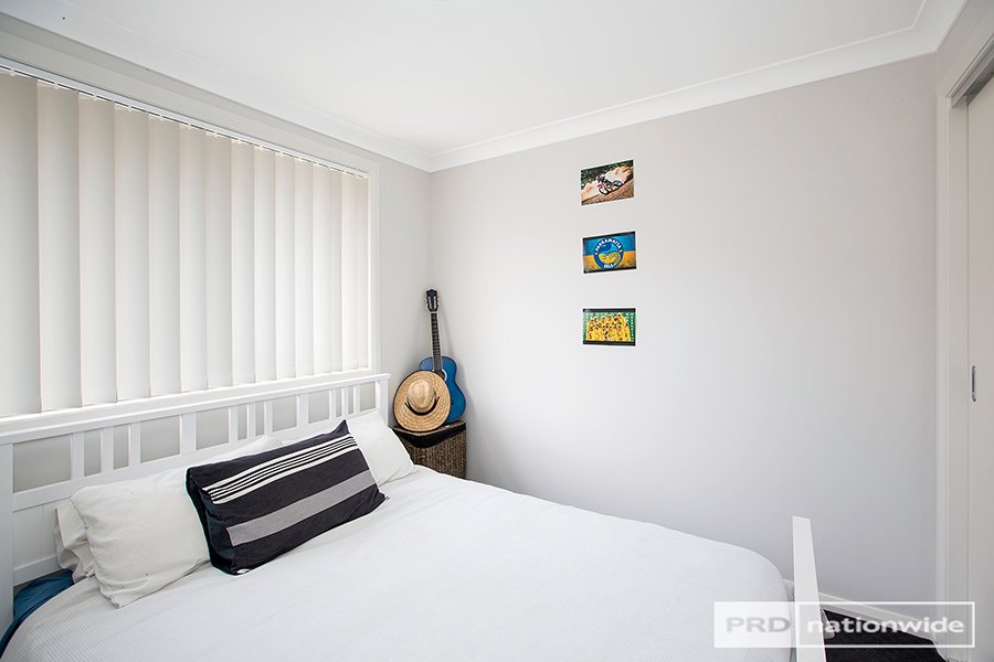 33 Higgins Lane TAMWORTH 8